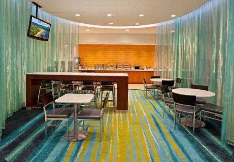 Springhill Suites Pittsburgh Southside Works Restaurant bilde